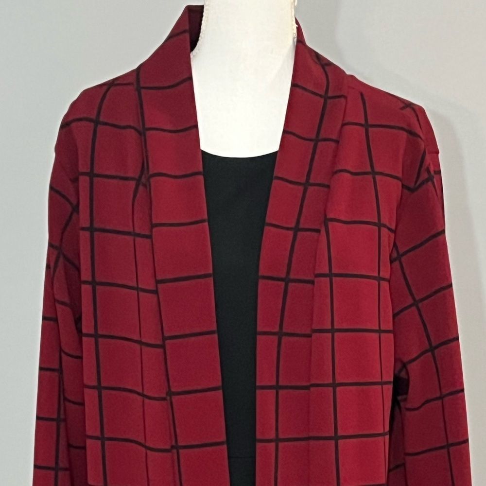 Boohoo red and black windowpane duster size 18 EUC lightweight - Picture 9 of 13